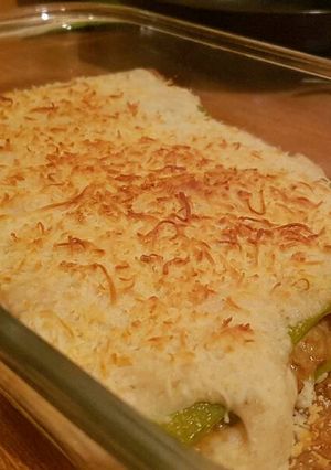 Una foto de Canelones de puerros rellenos de calabacines