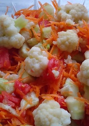 Una foto de Ensalada de coliflor