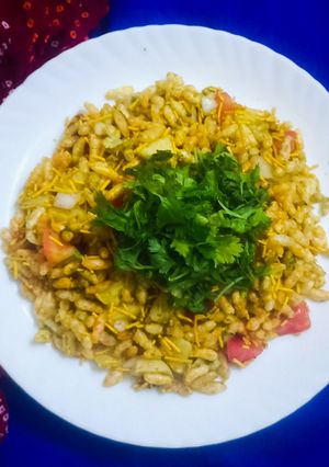 ભેળ (Bhel Recipe In Gujarati) રેસીપી મુખ્ય ફોટો