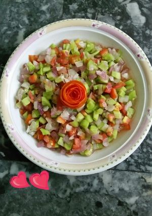 A picture of Kachumer salad.