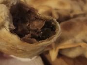 Una foto de filete de atún al horno