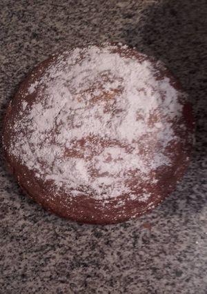 Foto principal de Bizcocho de yogurt con relleno de pepitas de chocolate