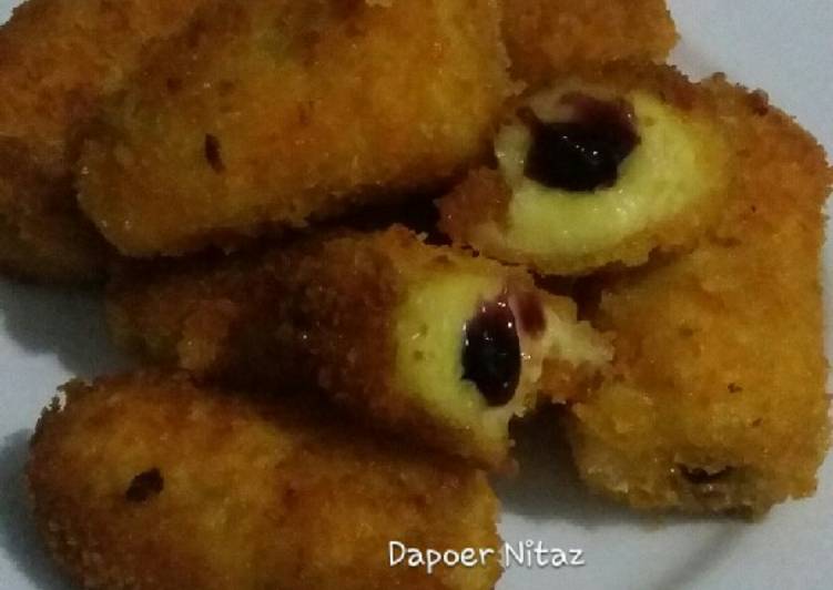 Risoles Pisang Blueberry