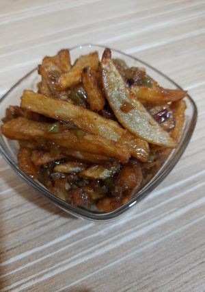 A picture of Honey chilli potato.