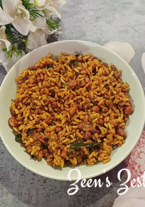 A picture of Kheel Poha/Husked Rice Poha.