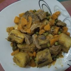 A picture of Beef Matoke.