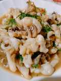 Stir-Fried Squid Tentacles with Basil and Fried Egg