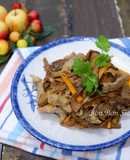 Măng Khô Xào Thịt Heo