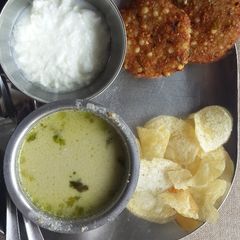 A picture of Sabudana Vada.