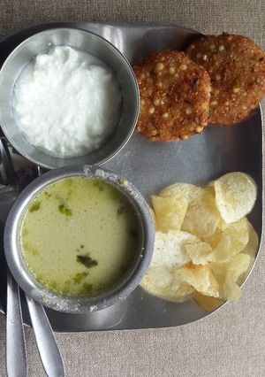 A picture of Sabudana Vada.