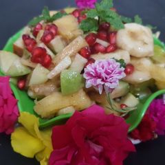 A picture of Mix fruit chaat.