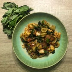 A picture of Pasta Puttanesca Panzanella.