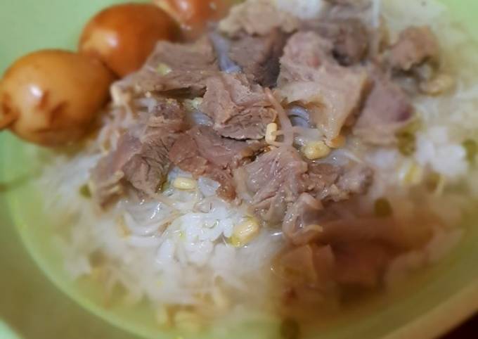 Soto Daging Kuah Bening