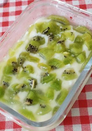 A picture of Kiwi Pudding 🍮.
