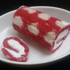A picture of Swiss roll cake.