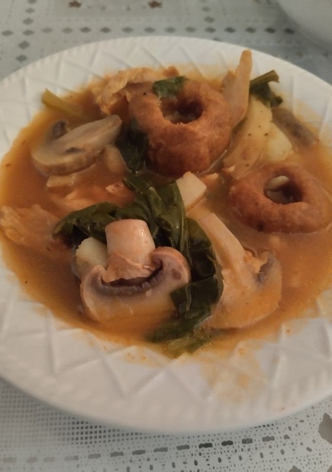 Una foto de Caldo de bolitas de masa picositas