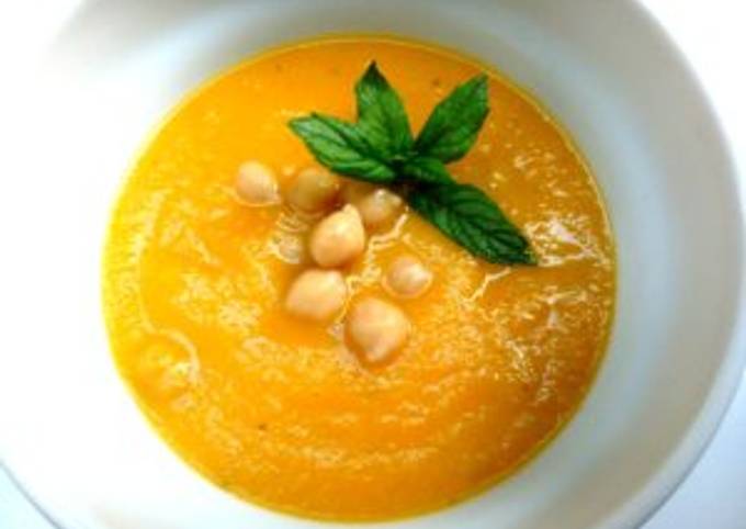 Ricetta di Qualsiasi notte della settimana Vellutata di carote e menta