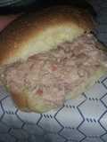 Sándwich de atún