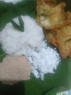 Foto resep Ketan Toping Sambel Kacang Tolo klopo parut Tempe Gembel