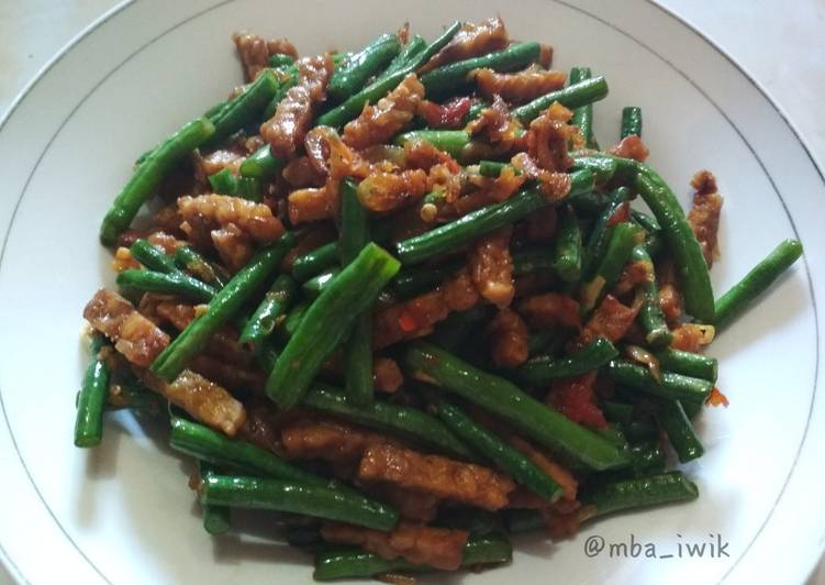 Oseng kacang panjang-tempe-rebon