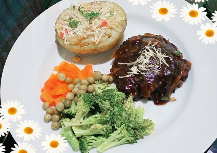 RECOMMENDED! Ternyata Ini Cara Membuat Steak Daging Lada Hitam Gampang Banget