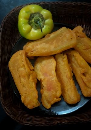 A picture of Capsicum Bajji | Kuda Milagai Bajji Recipe - Best Evening Snack.