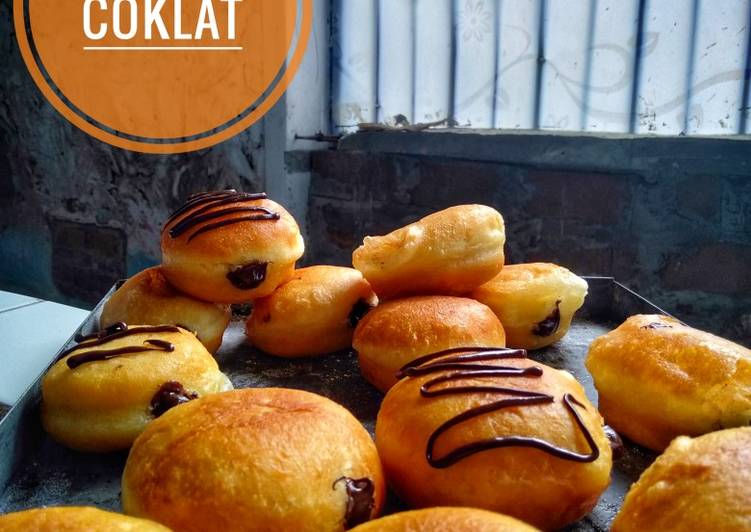 Bomboloni cokelat