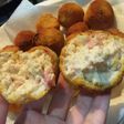 Croquetas de pollo con salsa Blanca