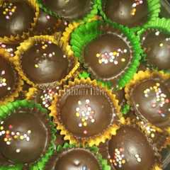 รูปของ Kue Kering Bola-Bola Coklat No Mixer No Oven