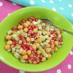 A picture of Chickpea Salad.