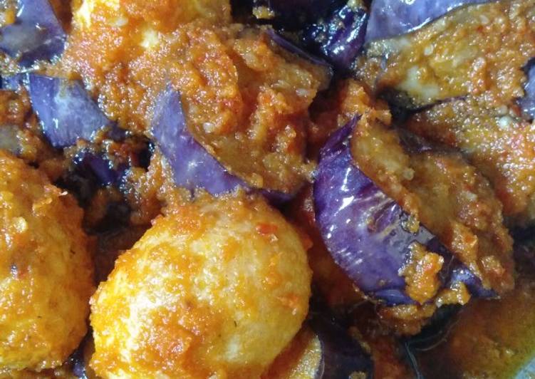 Terong dan telur bumbu balado