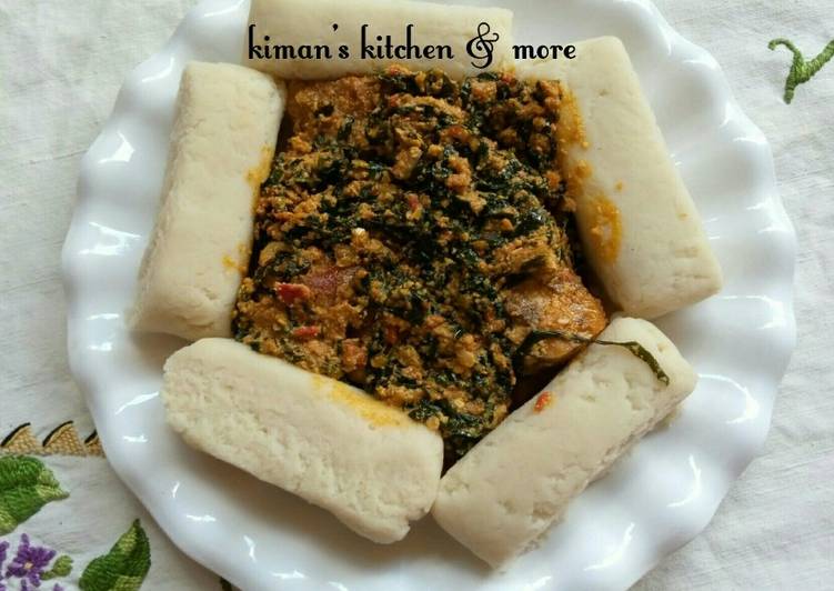 Fresh Egusi/ugu leaf soup with pounded yam