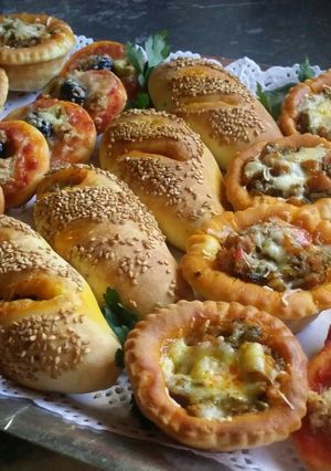 صورة لوصفة مملحات بعجينة سحرية ورائعة 3 اشكال سهلة
