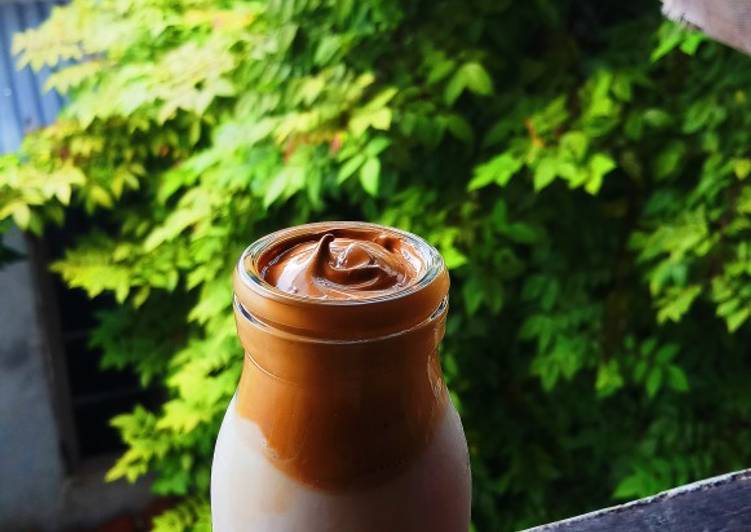 Cara Gampang Membuat Dalgona Coffee Vegetarian Anti Gagal