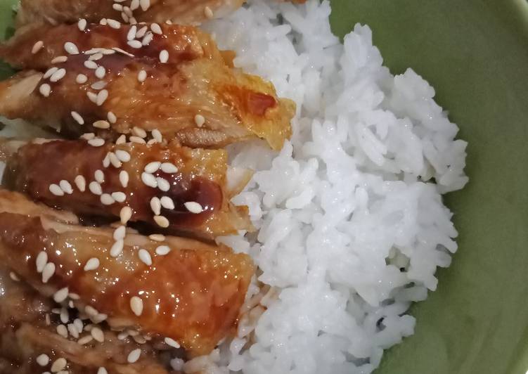 Chicken teriyaki with crispy skin