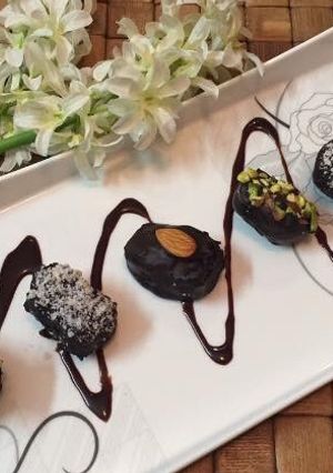 A picture of Chocolate Stuffed Assorted Dates.