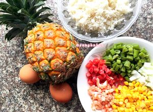 Hình của món Cơm Chiên Trái Thơm 🍍 🍚.