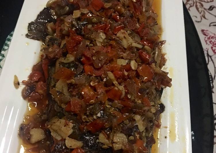 Resep masakan Ikan bakar siram sambal tumis | Cara Buat Ikan bakar siram sambal tumis Yang Menggugah Selera