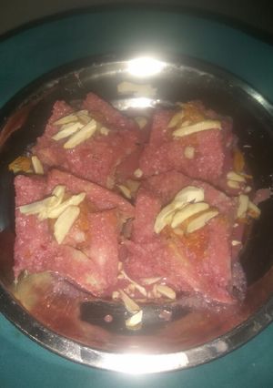 ब्रेड मलाई लोटस (bread malai lotus recipe in Hindi) रेसिपी मुख्य फोटो