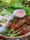 Bánh Hỏi with Grilled Meat