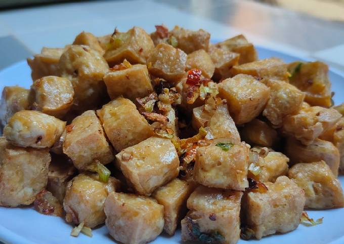 Resep Cemilan tahu pedas asin oleh Chie Enty - Cookpad