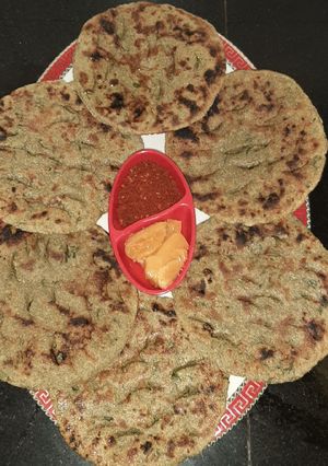 A picture of Bajri,Methi Lahsuni Rotla.
