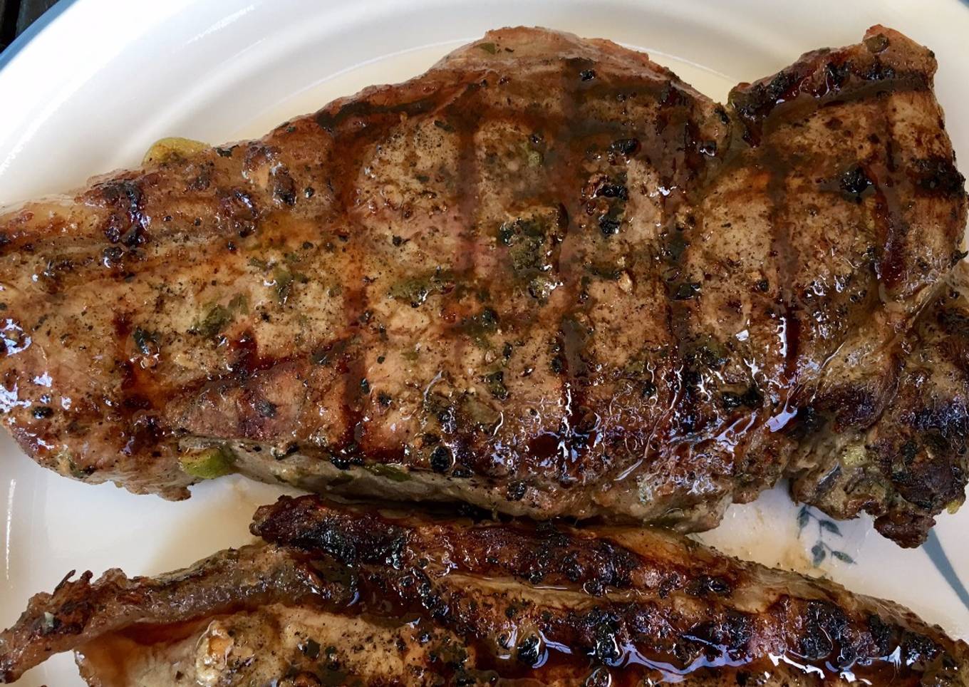 Grilled Skirt Steak with Basil, Garlic and Herbs marinade