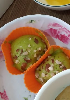 Hình của món Muffin chùm ngây hạnh nhân cho bé ăn dặm.