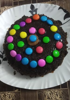 A picture of Bourbon Biscuit cake.