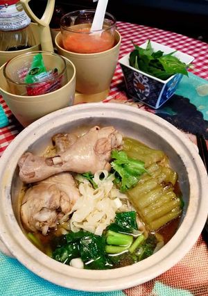 รูปของ ก๋วยเตี๋ยวบะหมี่มะระน่องไก่
