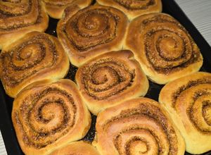 Una foto de Cinnamon Rolls, Rollos de Canela