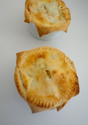 A picture of Chicken Pot Pie.