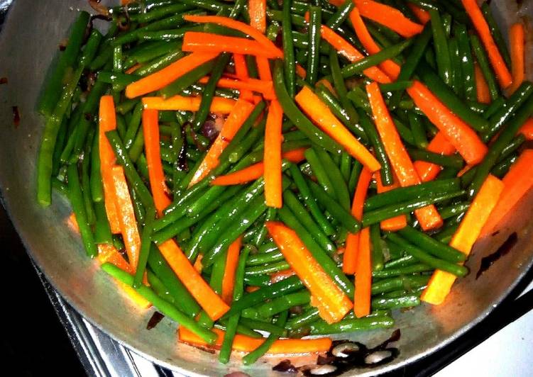 French beans and carrots