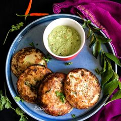 A picture of Semolina Bun (tiffin recipe).